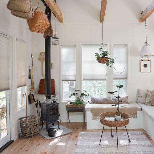 photo: whitney-leigh-morris-main-room:square-md