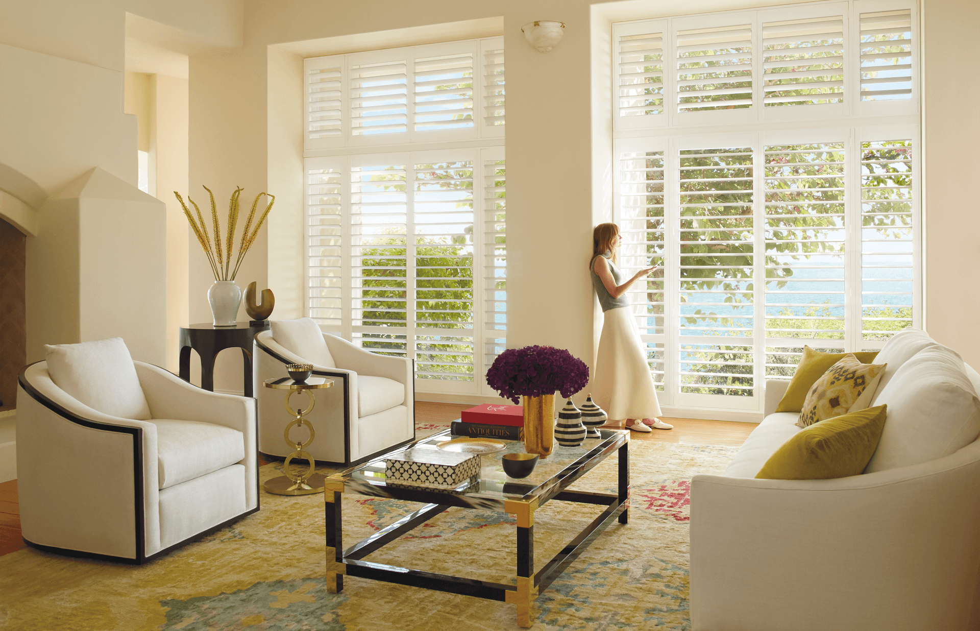 Palm Beach™ Polysatin™ Shutters with PowerView® Automation